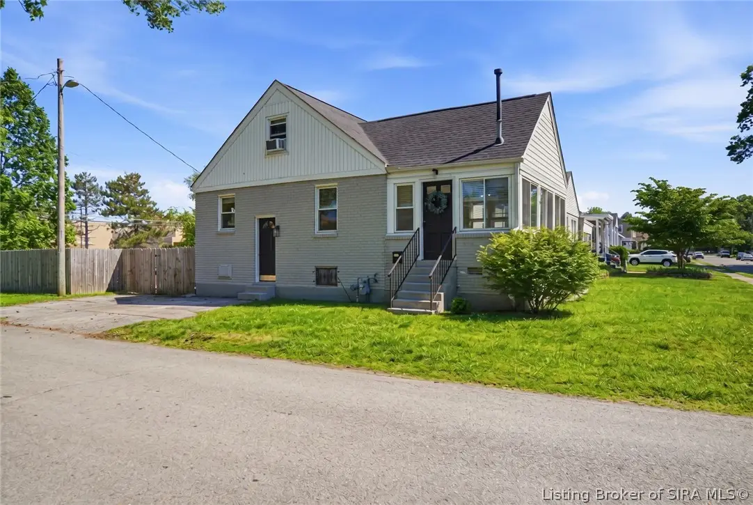 225 W Carter Avenue, Clarksville, IN 47129 - #1