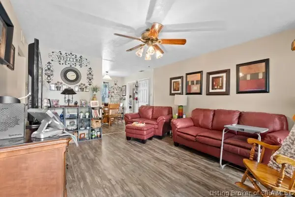 1305 Sunshine Lane, Jeffersonville, IN 47130 - #3