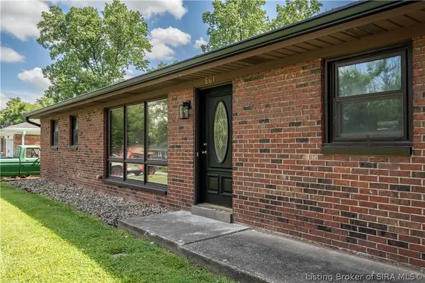 661 Alabama Avenue, Sellersburg, IN 47172