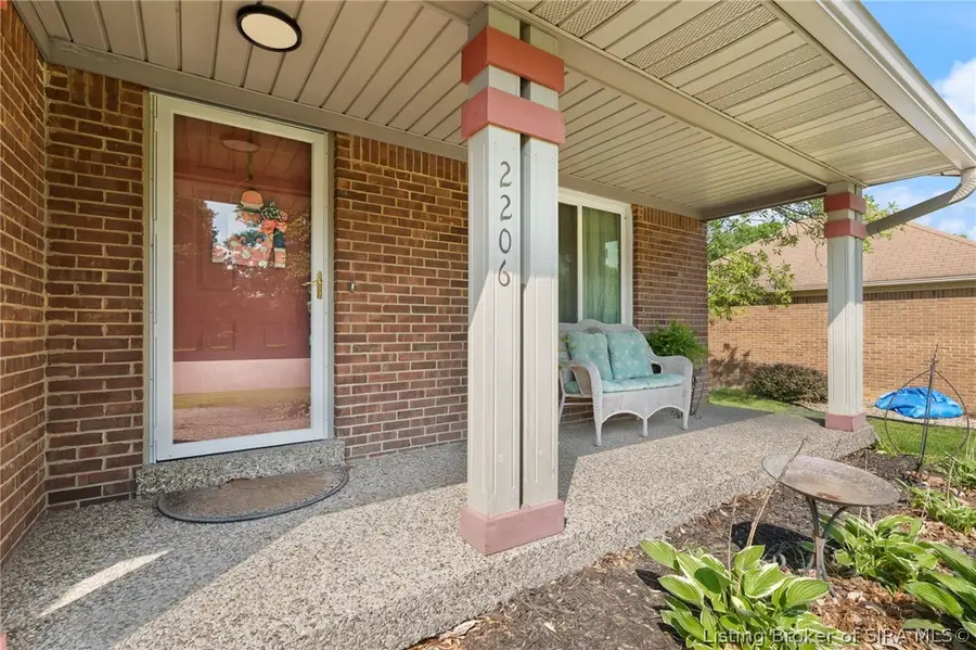 2206 Glenn Abbey, Jeffersonville, IN 47130 - #3
