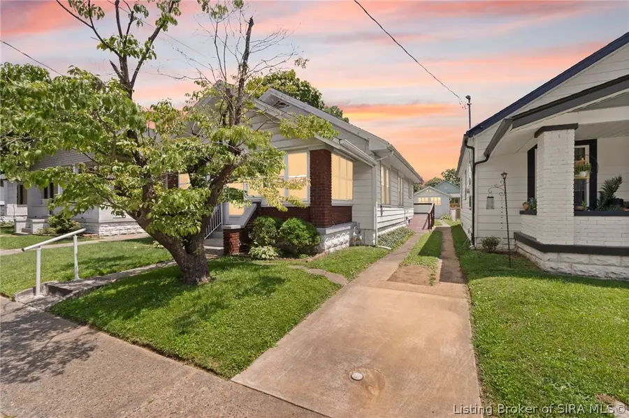 216 Sloemer Avenue, New Albany, IN 47150 - #3