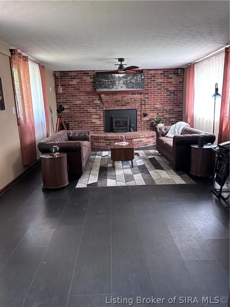 15 Forest Drive, Jeffersonville, IN 47130 - #3