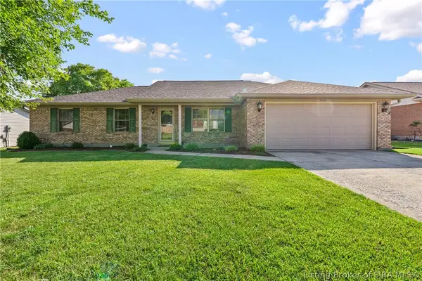 3432 Christopher Trail, Jeffersonville, IN 47130