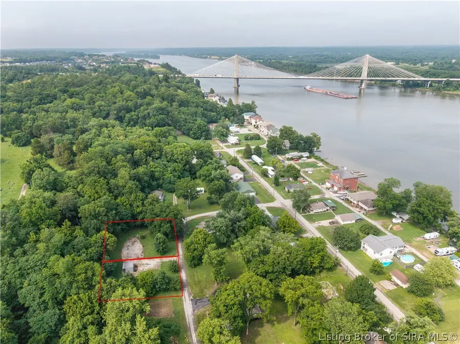 211 & 213 S Third St, Jeffersonville, IN 47130 - #2