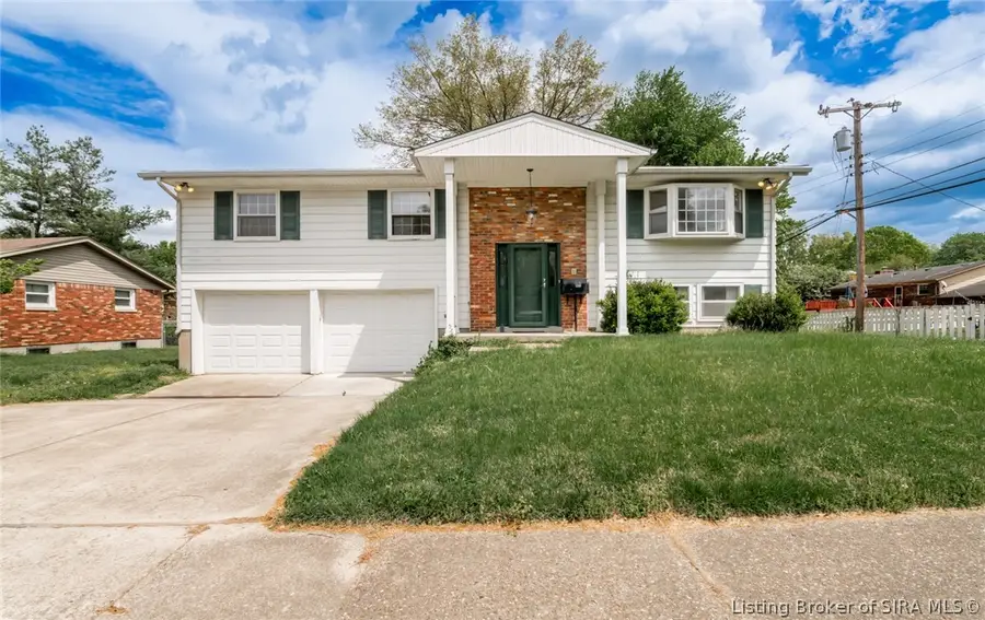 1103 Woodbourne Drive, New Albany, IN 47150 - #2