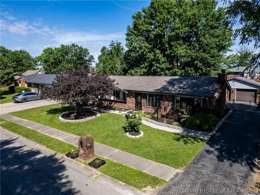 2321 Bishop Road, Jeffersonville, IN 47130 - #2