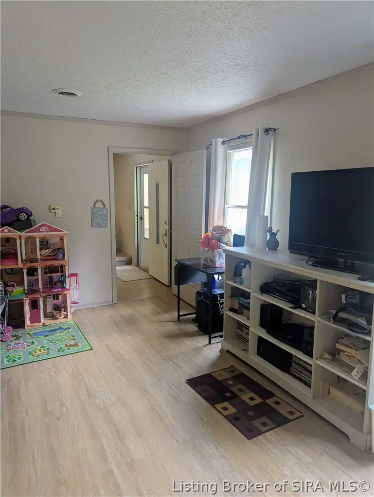 5260 W Quail Run Lane, Madison, IN 47250 - #3