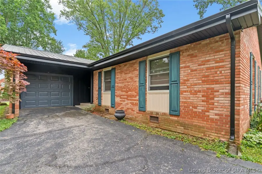 2131 Seneca Drive, Madison, IN 47250 - #3