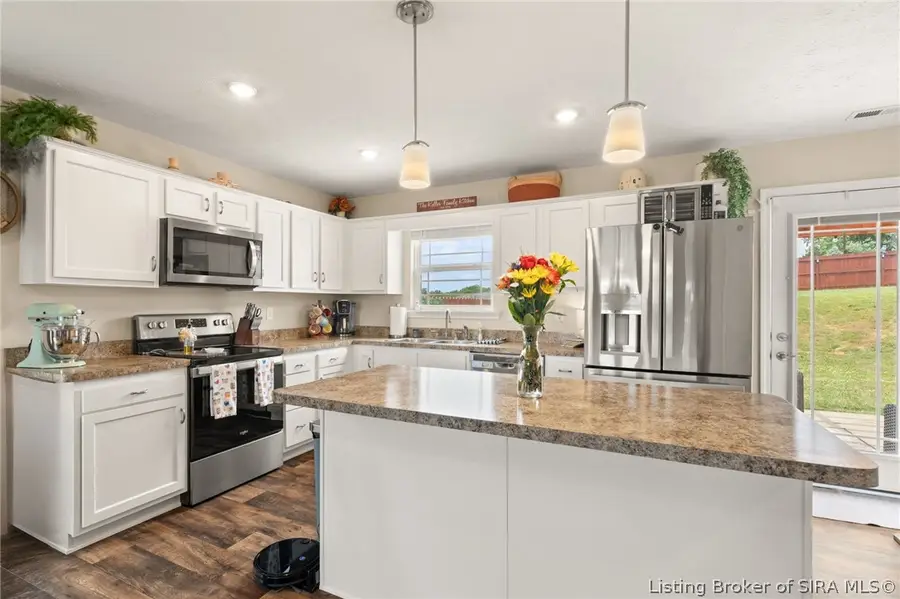 9043 Woodford Drive #B, Charlestown, IN 47111 - #3