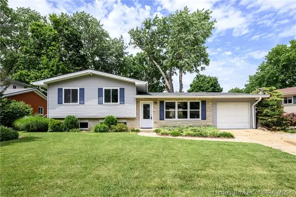 543 Spicewood Drive, Clarksville, IN 47129