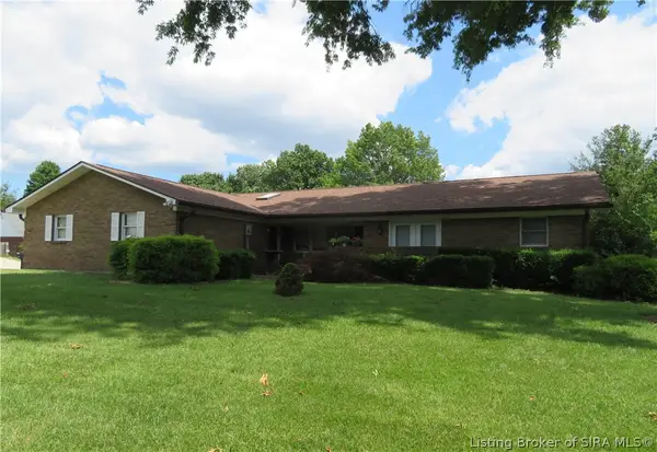 3000 Creek Ridge Drive, New Albany, IN 47150