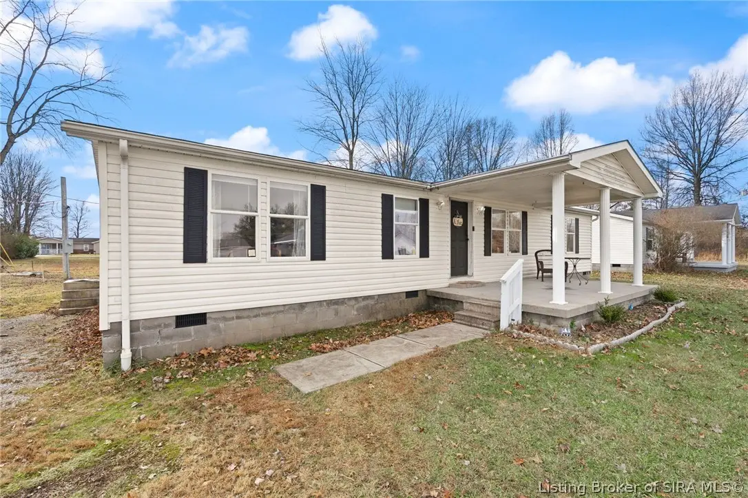 1323 W Kenwood Drive, Austin, IN 47102 - #1