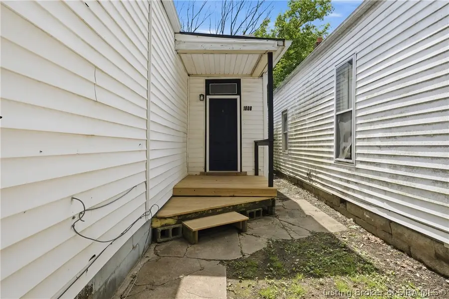 1808 Culbertson Avenue, New Albany, IN 47150 - #3
