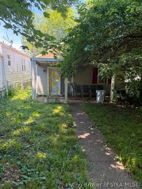 2404 Shrader Avenue, New Albany, IN 47150 - #2