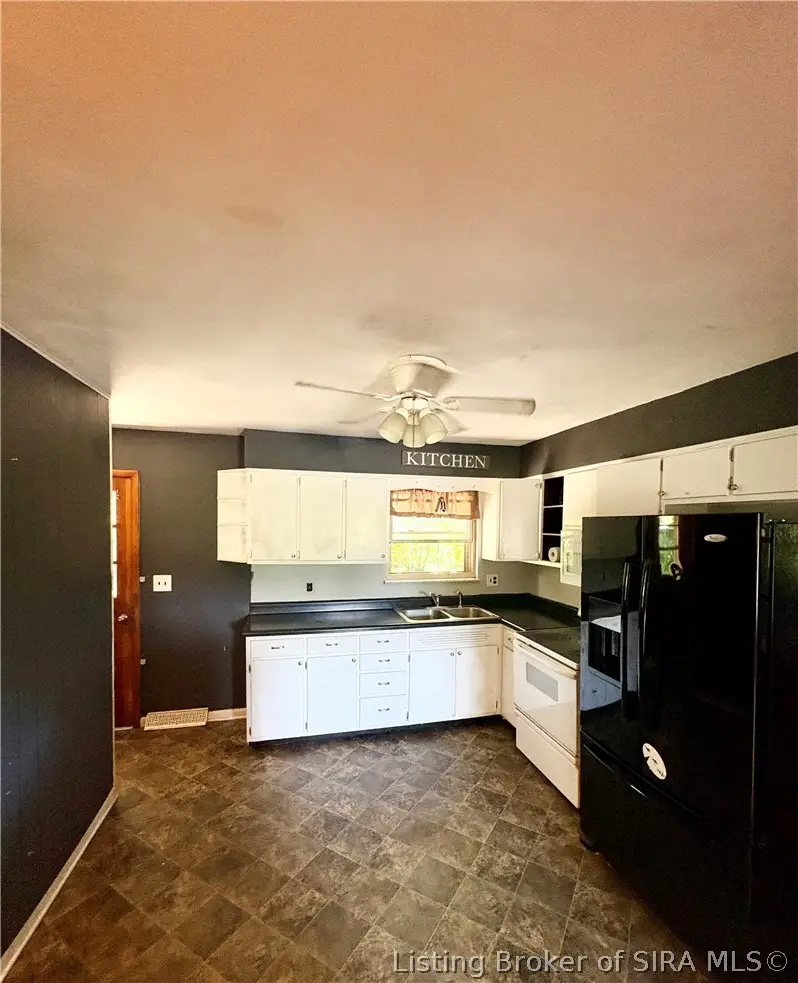2228 Birch Drive, Clarksville, IN 47129 - #3