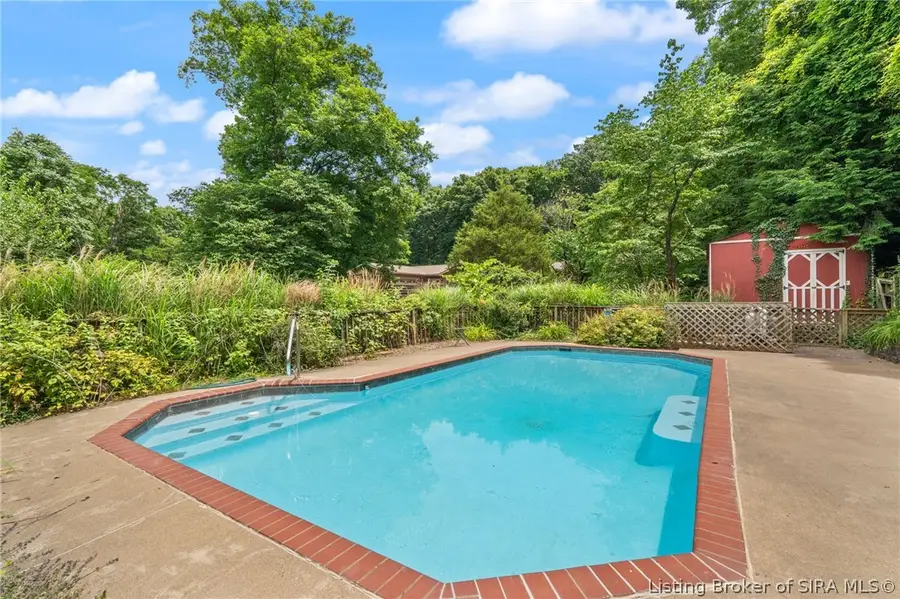 925 Captain Frank Road, New Albany, IN 47150 - #2