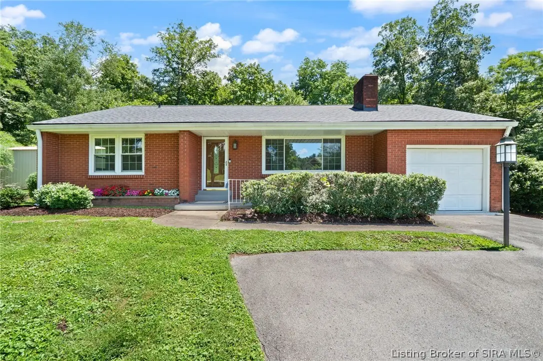 3726 Flemar Drive, Floyds Knobs, IN 47119 - #1