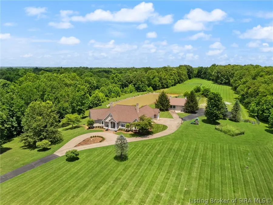 5000 Bent Creek Drive, Floyds Knobs, IN 47119 - #3