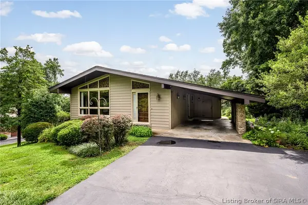 5113 W Shoreline Drive, Floyds Knobs, IN 47119