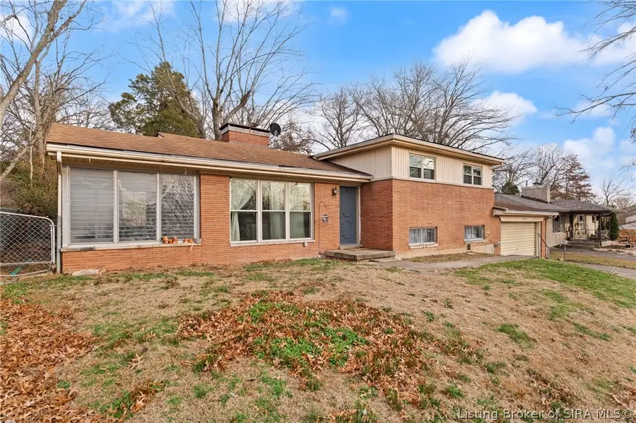 2416 Stover Drive, New Albany, IN 47150 - #2