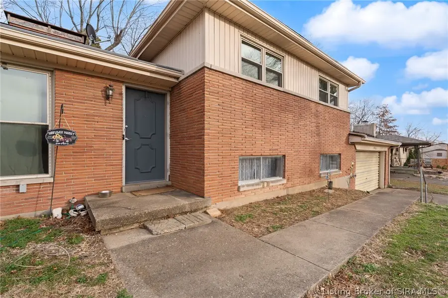 2416 Stover Drive, New Albany, IN 47150 - #3
