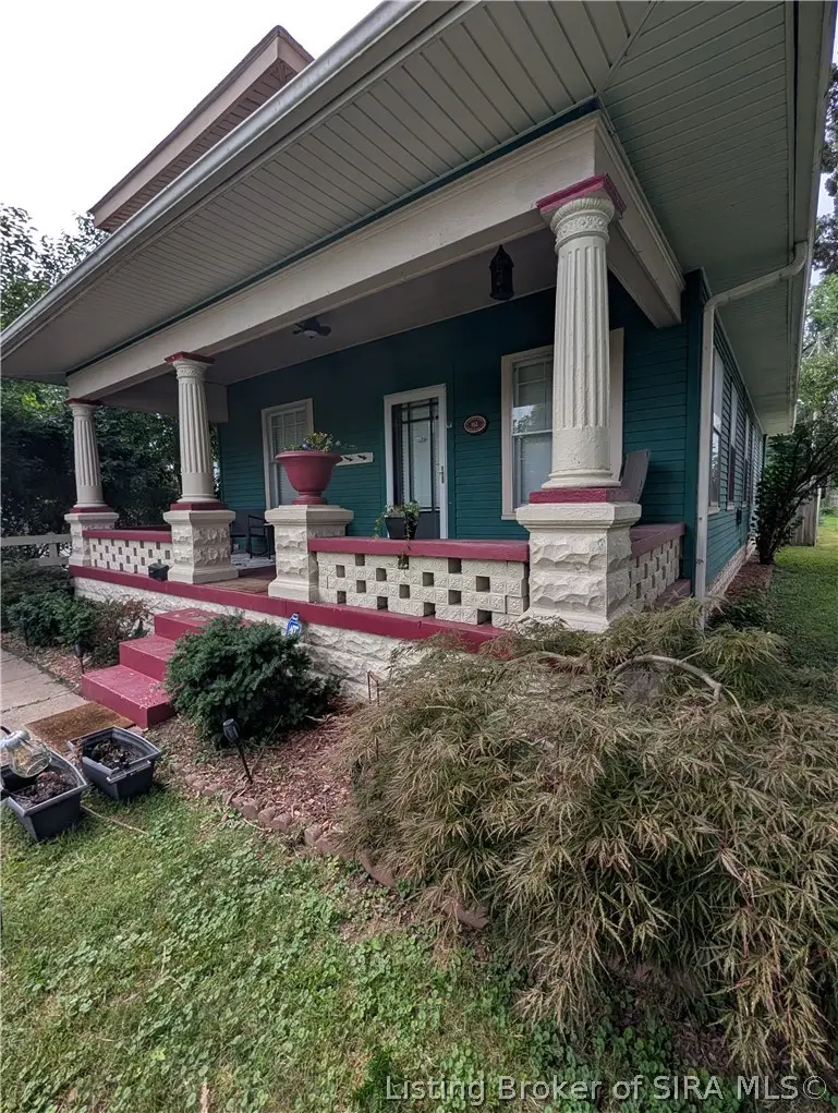 112 E Harrison Avenue, Clarksville, IN 47129 - #3