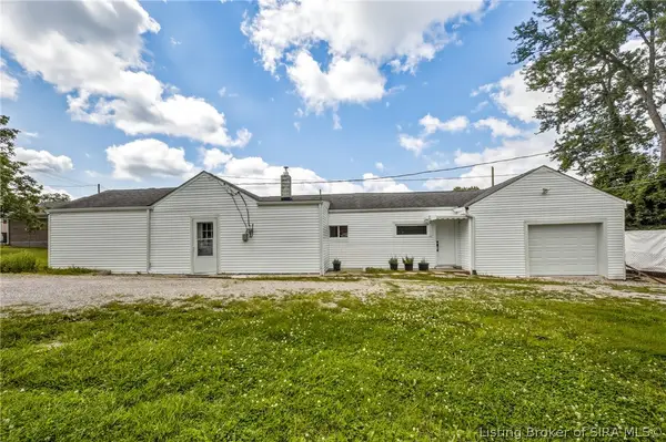 3809 Hamburg Pike, Jeffersonville, IN 47130