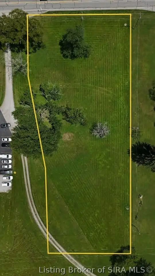 712 S Gardner Street, Scottsburg, IN 47170 - #1