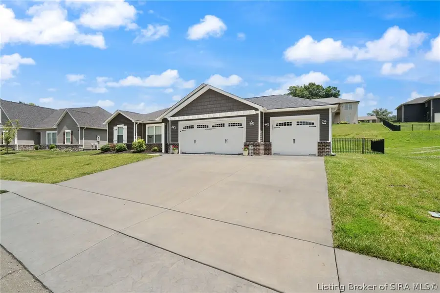 4103 Cedar Creek Court, Floyds Knobs, IN 47119 - #2