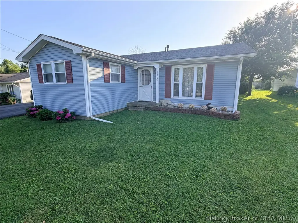 202 Willow, Salem, IN 47167 - #1