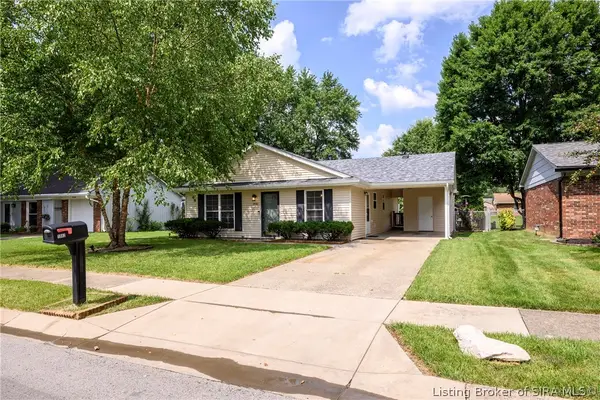 1982 Cardinal Lane, Jeffersonville, IN 47130