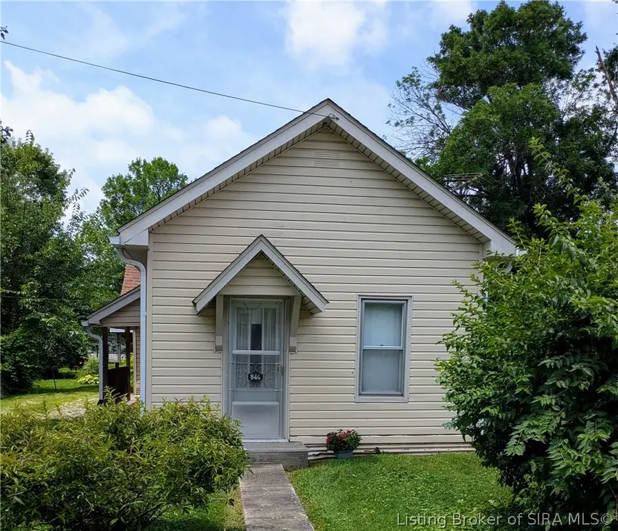 846 E Utica Street, Sellersburg, IN 47172 - #2