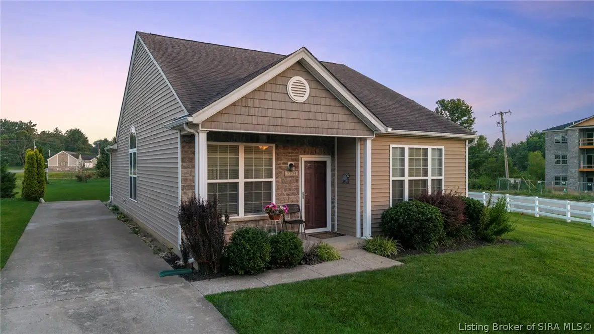 3104 Red Barn Loop, Jeffersonville, IN 47130 - #1