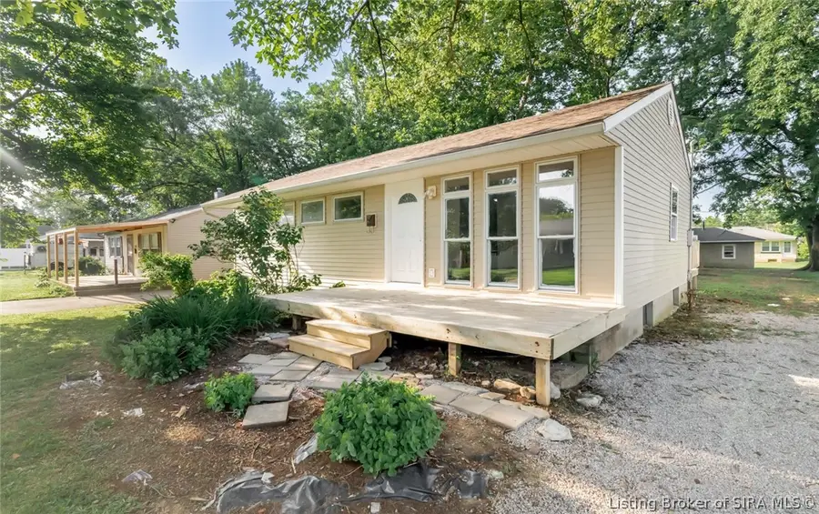 717 Kent Street, New Albany, IN 47150 - #2