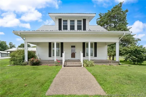 102 S 6th Street, Orleans, IN 47452