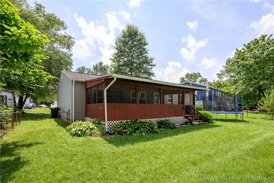 818 Lilly Lane, Jeffersonville, IN 47130 - #3