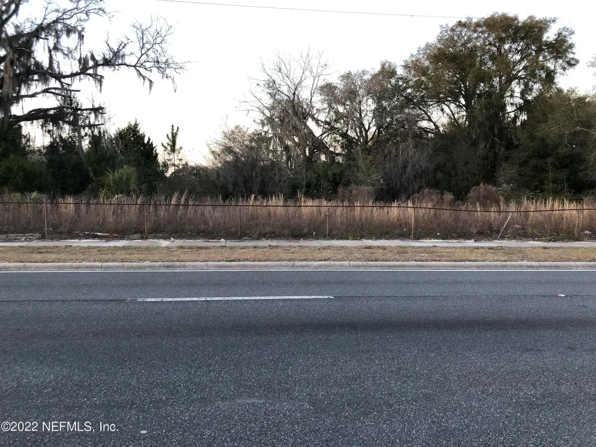 3610 Crill Avenue, Palatka, FL 32177 - Image #1