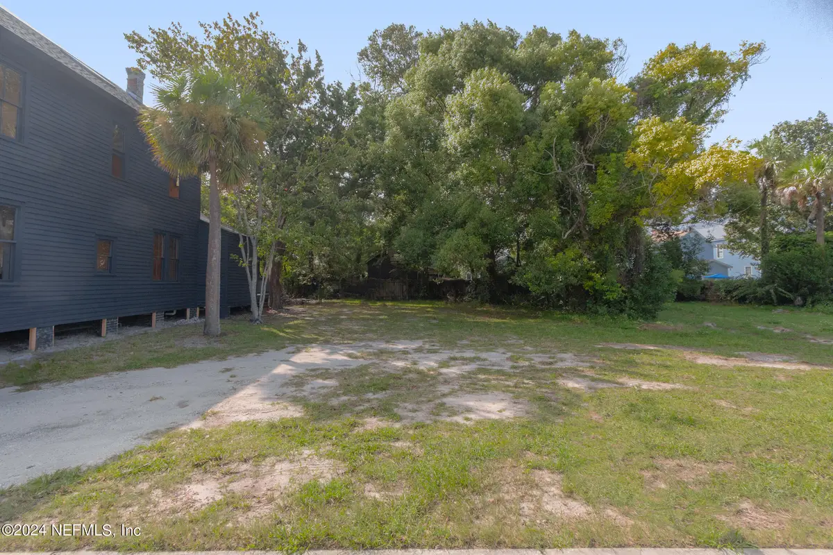 111 S 8th Street, Fernandina Beach, FL 32034 - Image #1