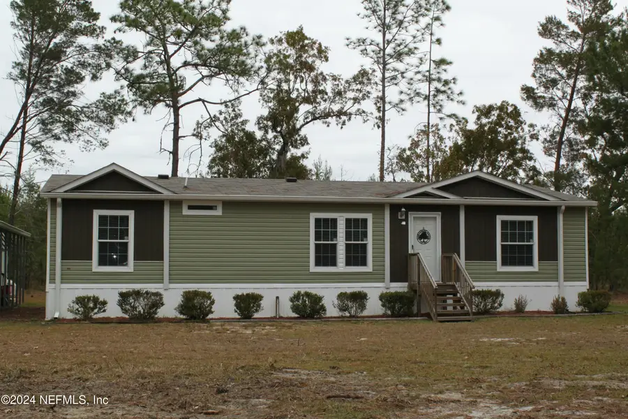 221 Magnolia Road, Hawthorne, FL 32640 - Image #2