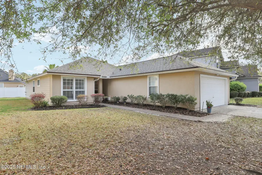 909 Thoroughbred Drive, Orange Park, FL 32065 - Image #2
