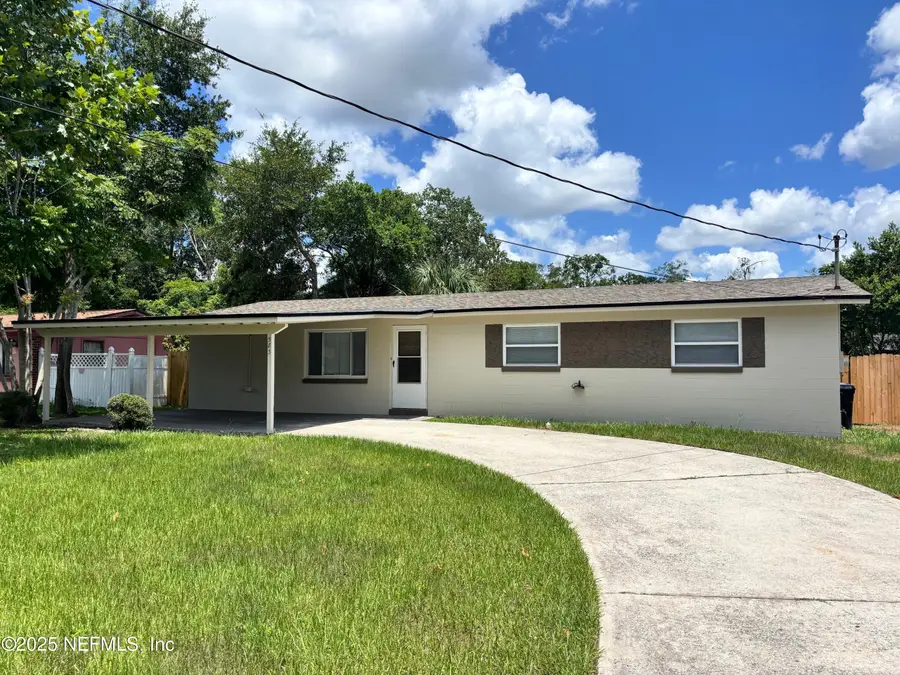 583 Clermont S Avenue, Orange Park, FL 32073 - #3