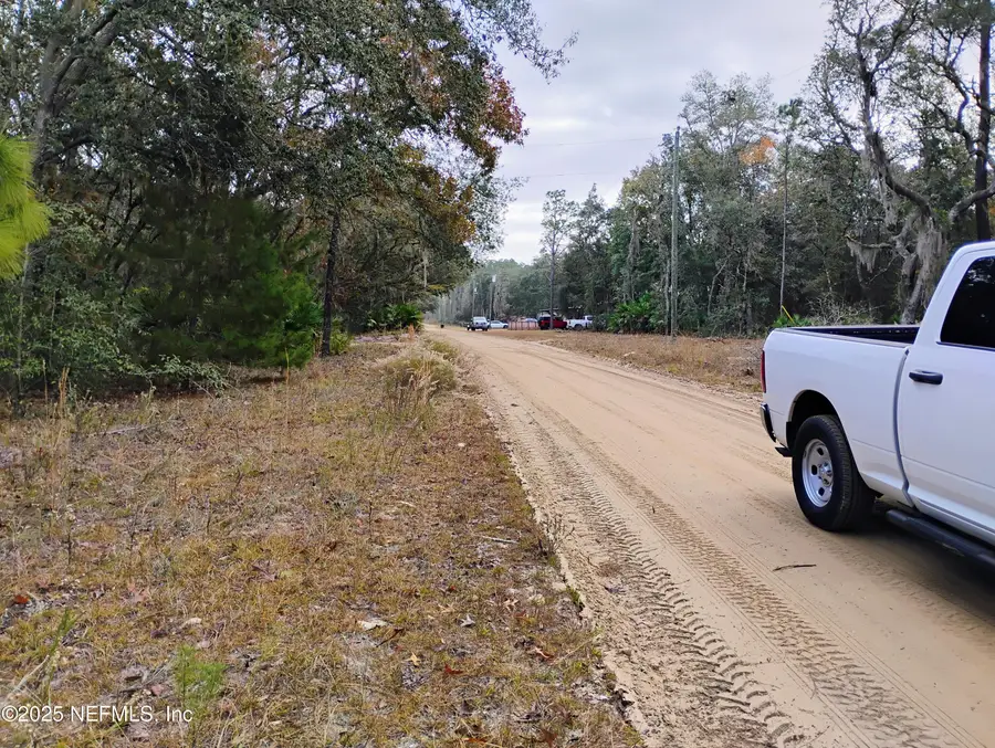 244 Thompson Avenue, Interlachen, FL 32148 - #3