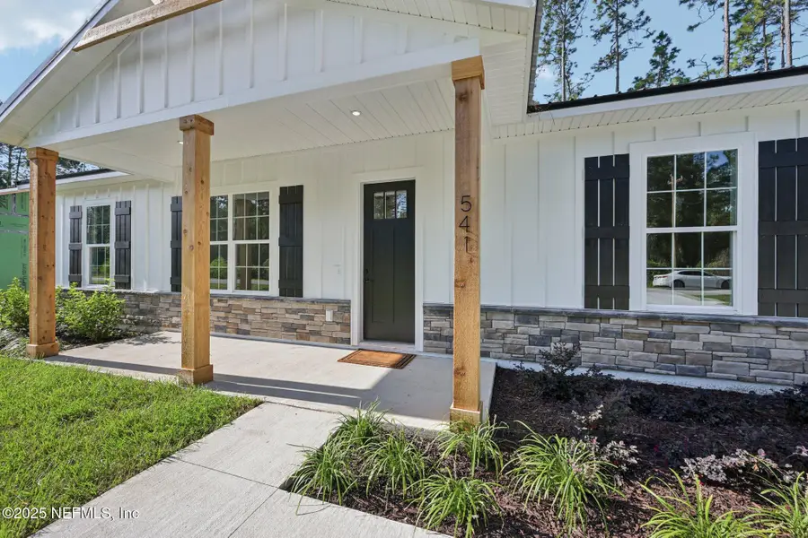 541 Palmetto Bluff Road, Palatka, FL 32177 - Image #2