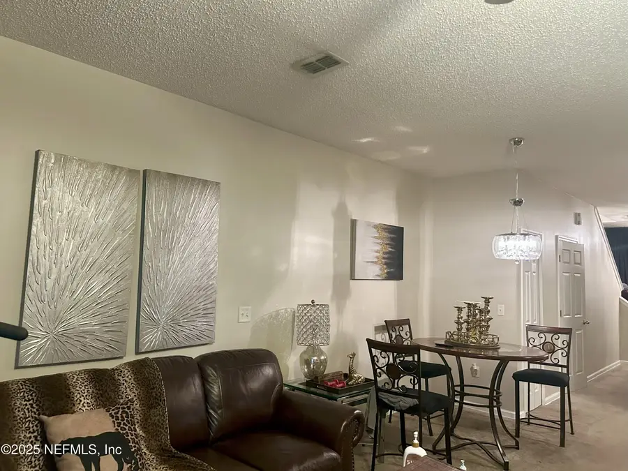 8635 Ribbon Falls Lane, Jacksonville, FL 32244 - Image #2