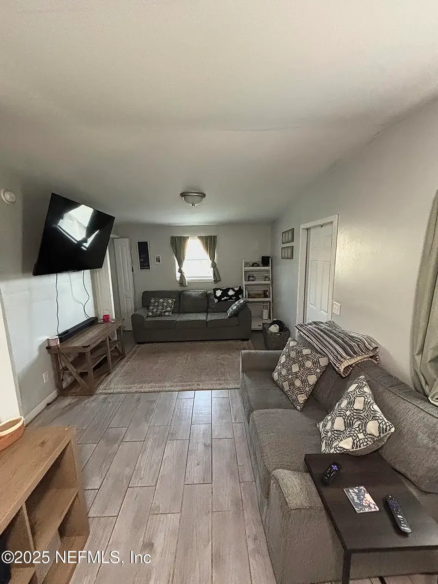 913 De Paul Drive, Jacksonville, FL 32218 - Image #3