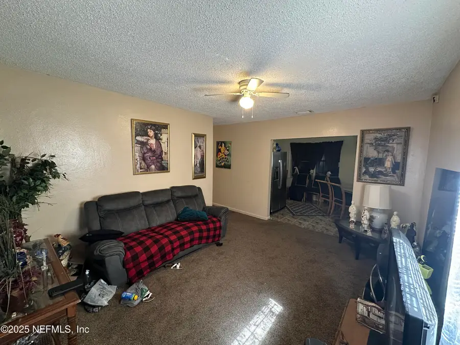 957 Odessa E Drive, Jacksonville, FL 32254 - Image #2