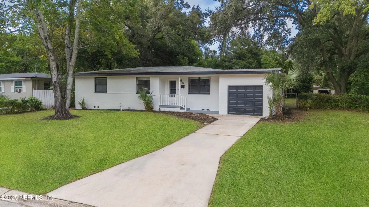 7451 E Burlingame E Drive, Jacksonville, FL 32211 - Image #1