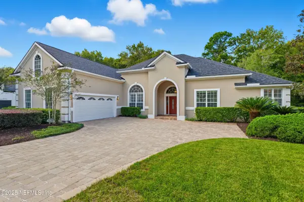 10044 Vineyard Lake E Road, Jacksonville, FL 32256
