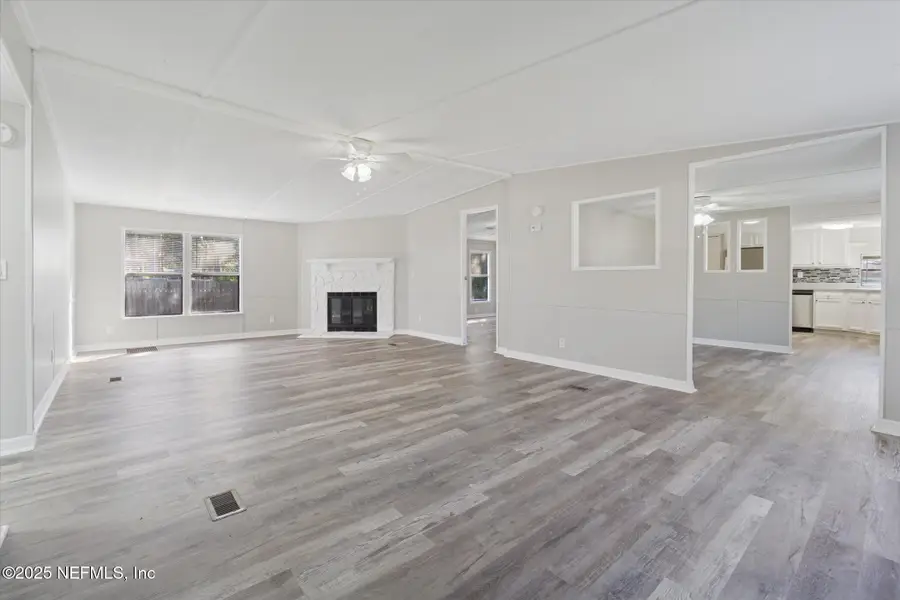 2239 Hidden Waters W Drive, Green Cove Springs, FL 32043 - Image #2