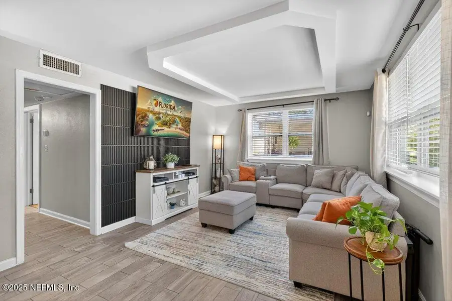 1860 Embassy Drive, Jacksonville, FL 32207 - Image #3